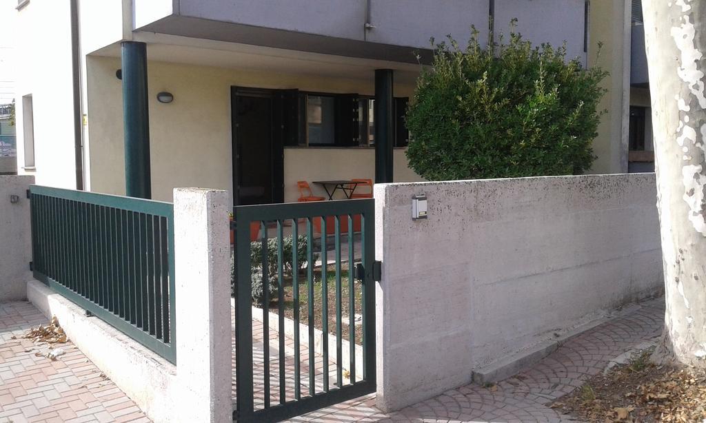 Casa Sara Venezia Apartment Местре Екстериор снимка