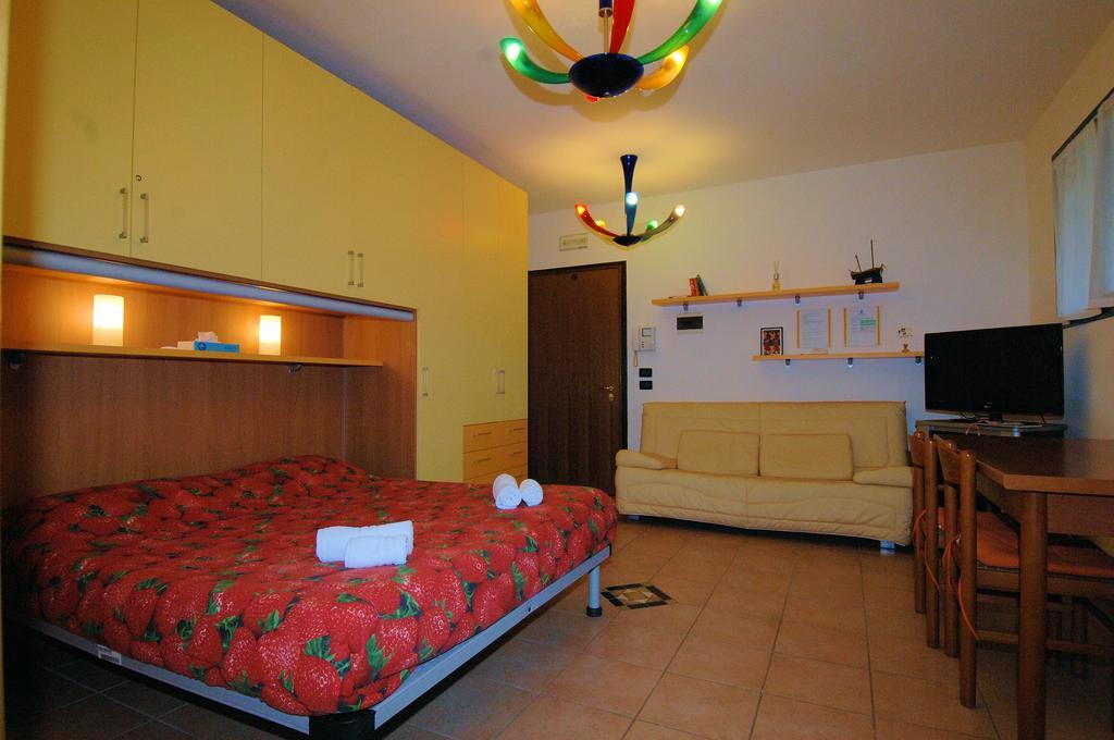 Casa Sara Venezia Apartment Местре Екстериор снимка